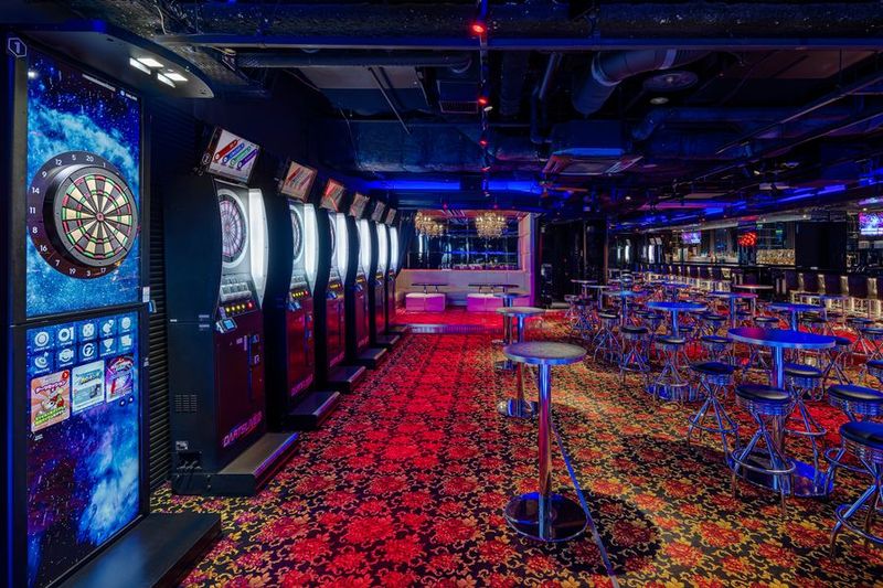 ダイニングダーツバーBee有楽町店 - ダイニングダーツバー　Bee有楽町店