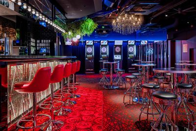 ダイニングダーツバー　Bee名駅店 ダイニングダーツバーBee名駅の室内の写真