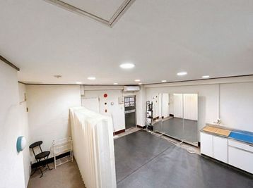 KHDスタジオ 高田馬場店 ♦︎高田馬場駅徒歩6分♦︎ダンスができるレンタルスタジオの室内の写真