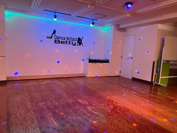DanceSchoolBetty二日町スタジオ - DanceSchoolBetty二日町スタジオ