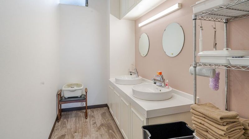 【BeauRing】貸し会議室・イベントスペース・多目的スペース - 【BeauRing】 甲斐市アルプス通りレンタルスペース