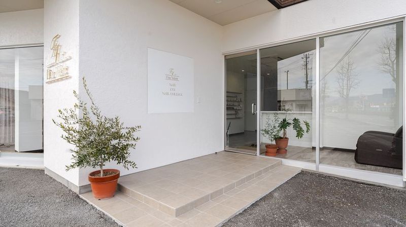 【BeayRing】ネイル・まつエク用シェアサロン - 【BeauRing】 甲斐市アルプス通りレンタルスペース