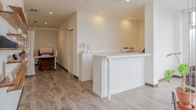 【BeayRing】ネイル・まつエク用シェアサロン - 【BeauRing】 甲斐市アルプス通りレンタルスペース