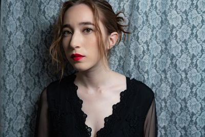 布を垂らしての撮影 - Atelier High レンタルスペースの室内の写真