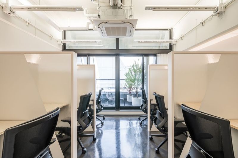 【BRIDGEX workplace】フリーアドレススペース - BRIDGEX workplace