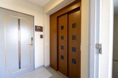 浅草エリア・広々和モダンルームの入口の写真