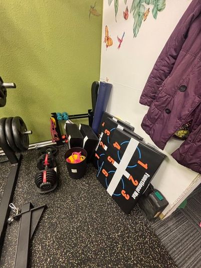 SALON GYM - SALON GYM