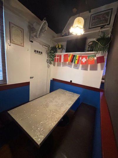 カフェ型　レンタルスペース - ハワイアンバル　カウアイ　Kauai 高田馬場