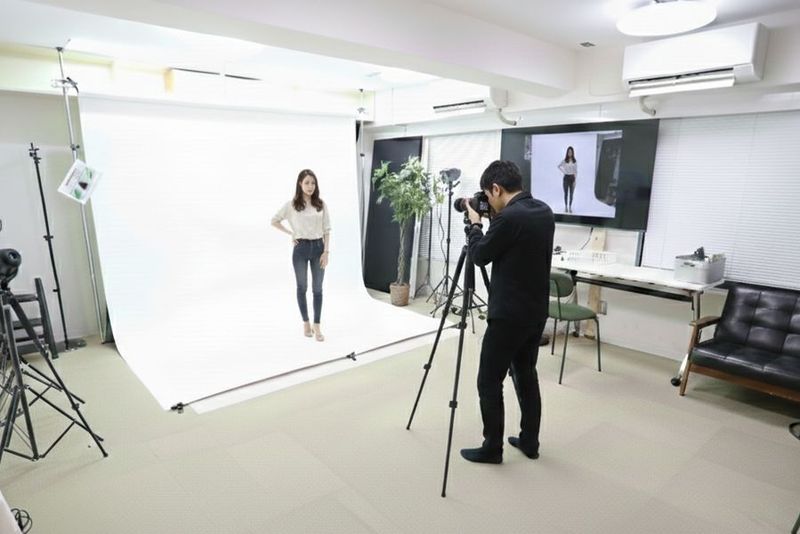 シーズスタジオ新宿西口　機材レンタル無料/白ホリ/駅近 - シーズスタジオ新宿西口