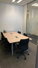 Regus 会議室|高速Wi-Fi完備の落ち着いたビジネス空間 - リージャス会議室 池袋