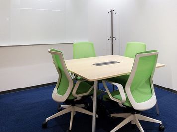 Regus 会議室|高速Wi-Fi完備の落ち着いたビジネス空間 - リージャス会議室 池袋