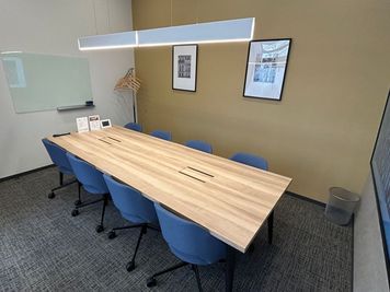 Regus 会議室｜高速Wi-Fi完備の落ち着いたビジネス空間 - リージャス会議室 大分駅北口