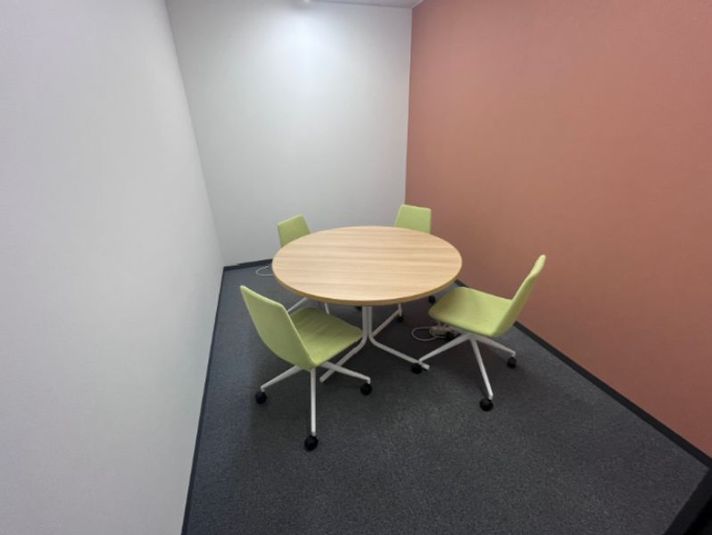 CM 919 - リージャス会議室 オープンオフィス西鉄久留米駅前