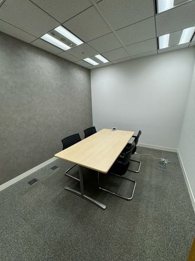 リージャス会議室 赤坂アークヒルズ CM030の室内の写真