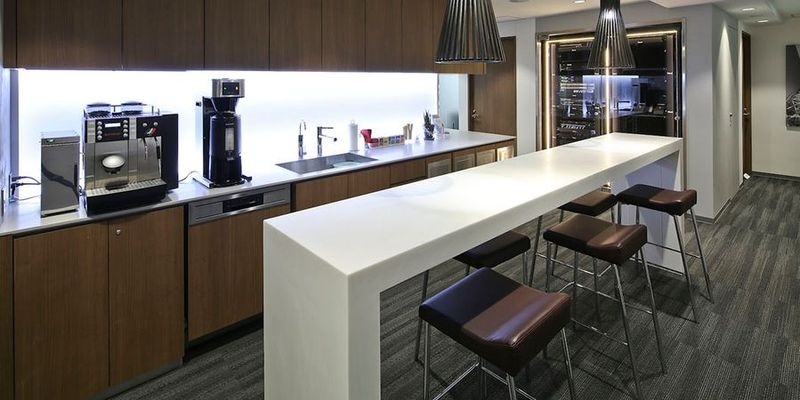 桜坂 - リージャス会議室 六本木駅前