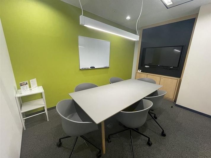 Orizuru - Regus 広島稲荷大橋:HIROSHIMA, Inari Ohashi