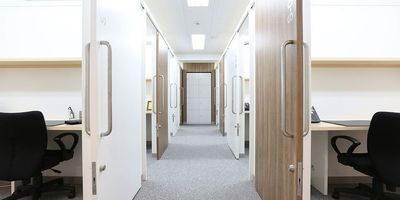 リージャス会議室 広尾 CM 425の室内の写真