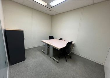 Regus 会議室｜高速Wi-Fi完備の落ち着いたビジネス空間 - リージャス会議室 神谷町MTビル