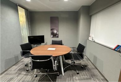Regus 会議室｜高速Wi-Fi完備の落ち着いたビジネス空間 - リージャス会議室 恵比寿南