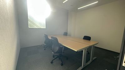 Regus 会議室｜高速Wi-Fi完備の落ち着いたビジネス空間 - リージャス会議室 スクエア代官山