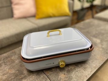 鍋＆ホットプレート（たこ焼きプレート付） - Colormell（カラメル）六本木2号店 【リニューアルオープン】パーティ・撮影・スポーツ観戦・その他の室内の写真