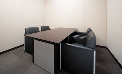 Regus 会議室｜高速Wi-Fi完備の落ち着いたビジネス空間 - リージャス会議室 汐留ビルディング