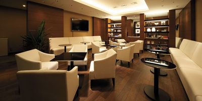 Regus 会議室｜高速Wi-Fi完備の落ち着いたビジネス空間 - リージャス会議室 汐留ビルディング