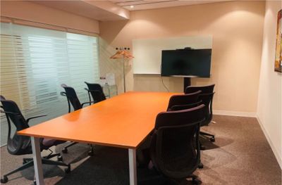 Regus 会議室｜高速Wi-Fi完備の落ち着いたビジネス空間 - リージャス会議室 日本橋兜町