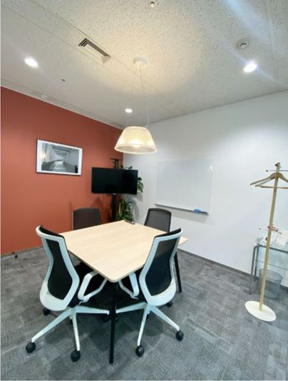 Ruri - リージャス会議室 丸の内パシフィックセンチュリープレイ