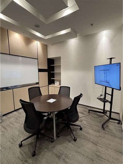 LONDON - リージャス会議室 丸の内鉄鋼ビル