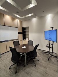 Regus 会議室｜高速Wi-Fi完備の落ち着いたビジネス空間 - リージャス会議室 丸の内鉄鋼ビル