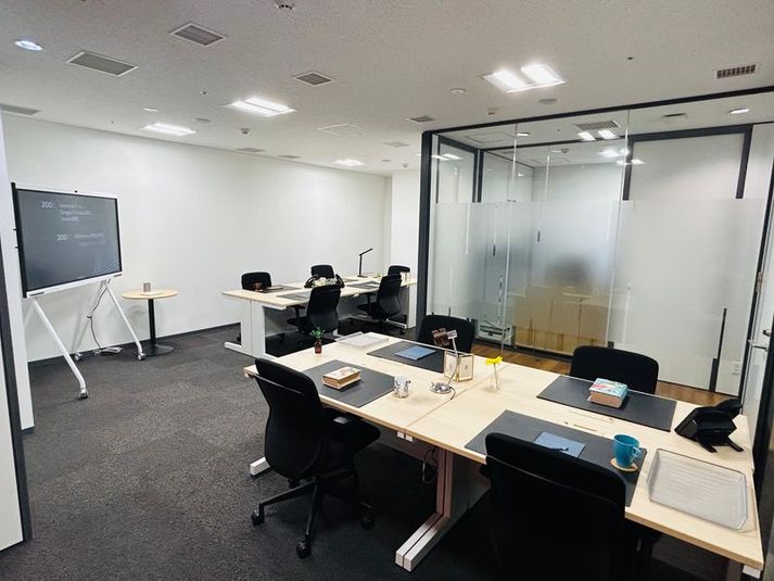 Training room - リージャス会議室 新広島ビルディング