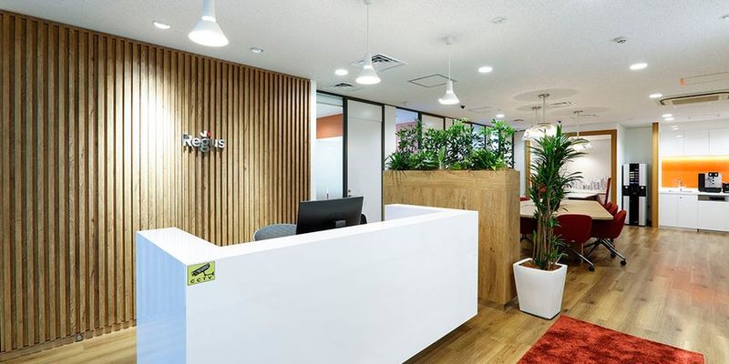 CM 112 - リージャス会議室 町田駅前