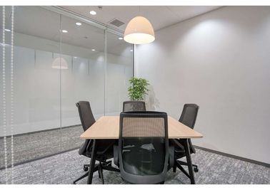 Regus 会議室｜高速Wi-Fi完備の落ち着いたビジネス空間 - リージャス会議室 横浜ランドマークプラザ