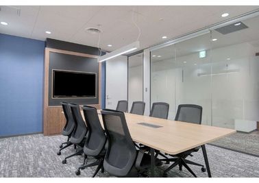Regus 会議室｜高速Wi-Fi完備の落ち着いたビジネス空間 - リージャス会議室 横浜ランドマークプラザ