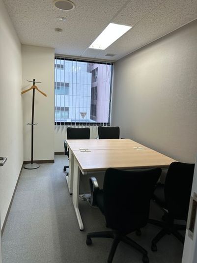 リージャス会議室 横浜駅西口 CM 615の室内の写真