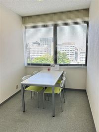 Regus 会議室｜高速Wi-Fi完備の落ち着いたビジネス空間 - リージャス会議室 アクア青森スクエア