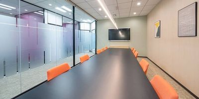 Regus 会議室｜高速Wi-Fi完備の落ち着いたビジネス空間 - リージャス会議室 大宮西口駅前