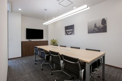 Regus 会議室｜高速Wi-Fi完備の落ち着いたビジネス空間 - リージャス会議室 八戸Vianova