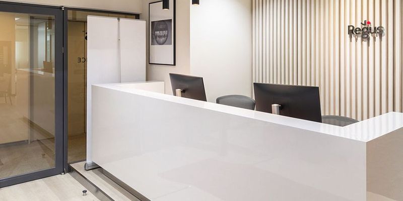 KENROKU - リージャス会議室 金沢パークビル