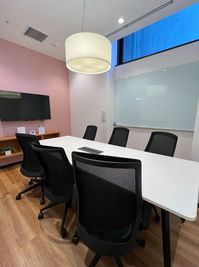 Regus 会議室｜高速Wi-Fi完備の落ち着いたビジネス空間 - リージャス会議室 山形駅前