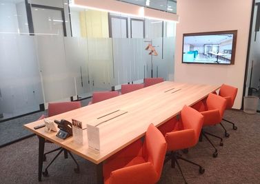 Regus 会議室｜高速Wi-Fi完備の落ち着いたビジネス空間 - リージャス会議室 静岡葵タワー