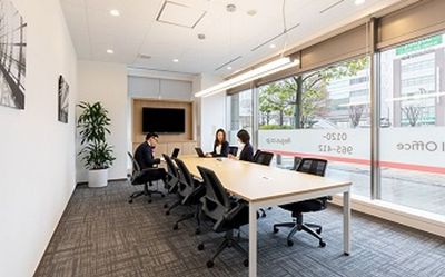 Regus 会議室｜高速Wi-Fi完備の落ち着いたビジネス空間 - リージャス会議室 長野駅前