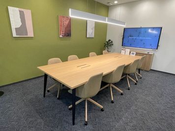 Regus 会議室｜高速Wi-Fi完備の落ち着いたビジネス空間 - リージャス会議室 博多駅博多口