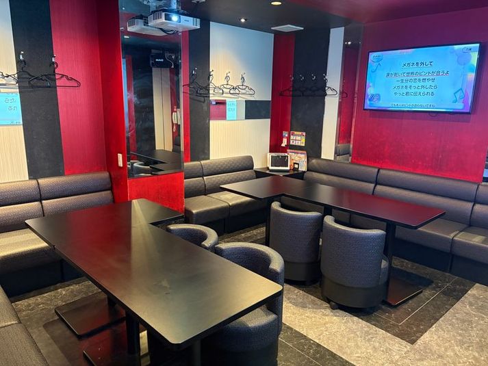 《15～20名用》会議・打ち合わせ用ワークルーム【サイズLL】 - カラオケビッグエコー 野田阪神駅前店