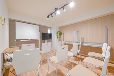 スマイリー会議室 名古屋駅前３号店 スマイリー会議室　名古屋駅前　3号店の室内の写真