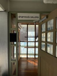 shamrock GALLERYの入口の写真