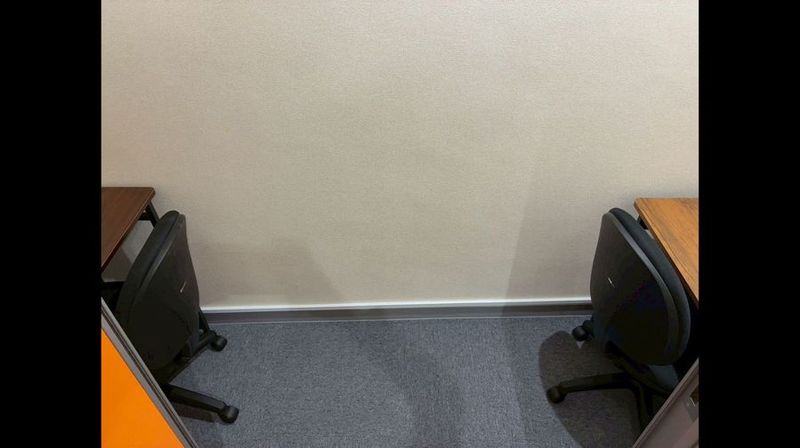 ２名までご利用頂けるお部屋が、今なら１名様料金で利用OK！ - 麹町半蔵門ライズオフィス 麹町半蔵門ライズオフィス　1～2名個室【TS-R 34】の室内の写真