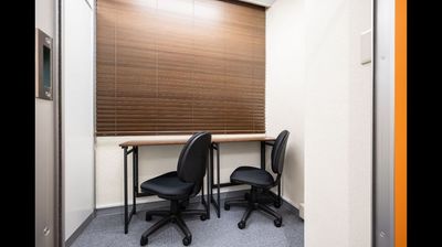 【TS-R 23】✨会議室より安い✨２人用個室が今なら１名様料金でOK🏢打ち合わせや面談にピッタリ！🚃麹町駅/徒歩3分 - 麹町半蔵門ライズオフィス