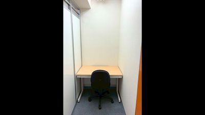 【TS-R 32】✨会議室より安い✨お一人様専用個室🏢静かな環境での勉強、テレワークにピッタリ！🚃麹町駅/徒歩3分 - 麹町半蔵門ライズオフィス